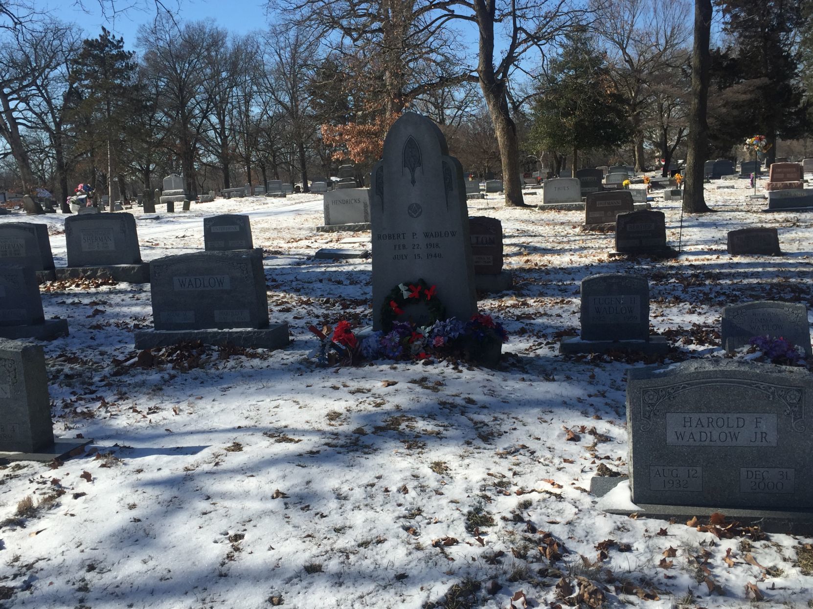 Robert Wadlow, Upper Alton Cemetery